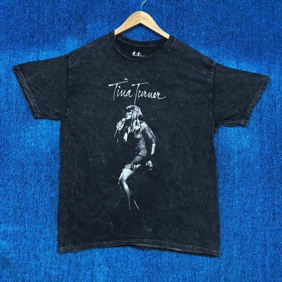 Tina Turner Rock and Roll Graphic T-Shirt Size Large - Picture 1 of 4